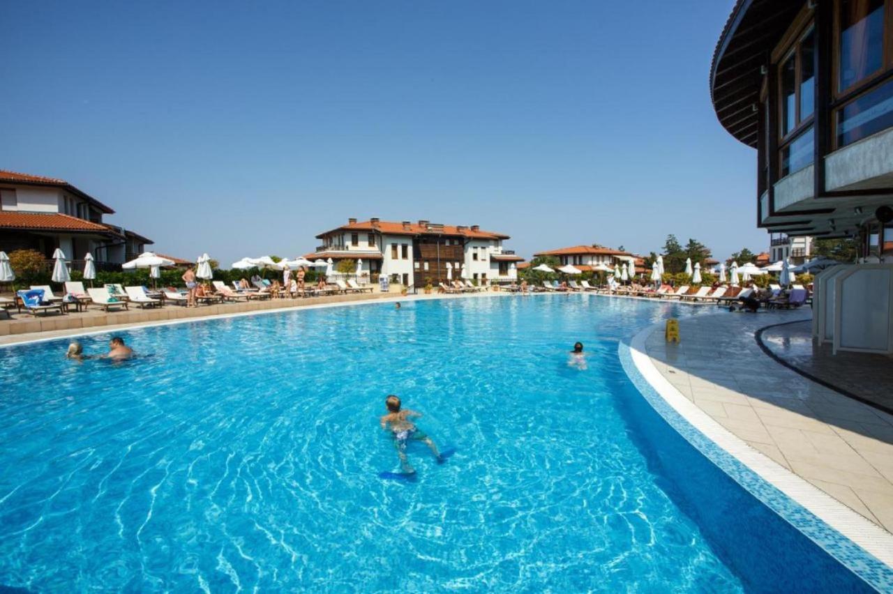 Eve Santa Marina Apartments II - Sea, Pools, Relax Созопол Екстериор снимка